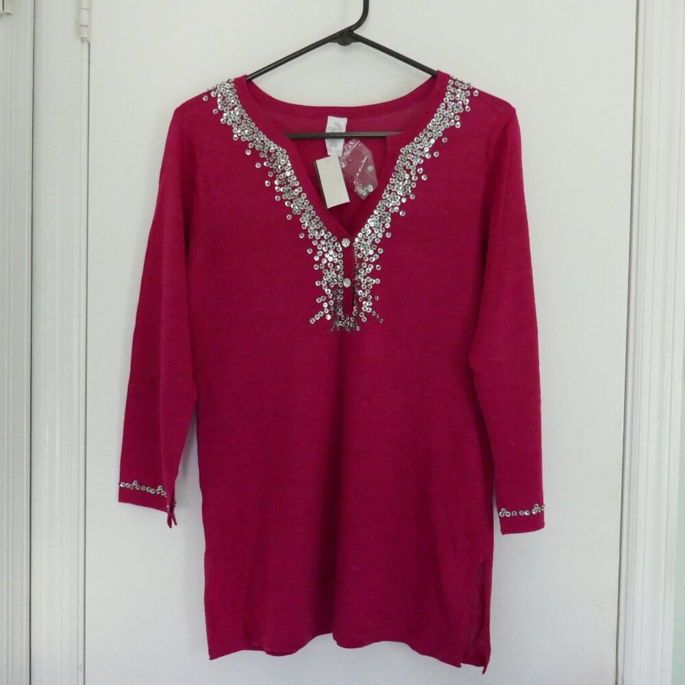 NWT magenta v-neck tunic sweater sequined neckline size M